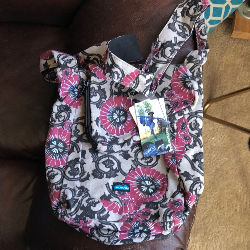 Kavu new with tags red black floral crossbody bag